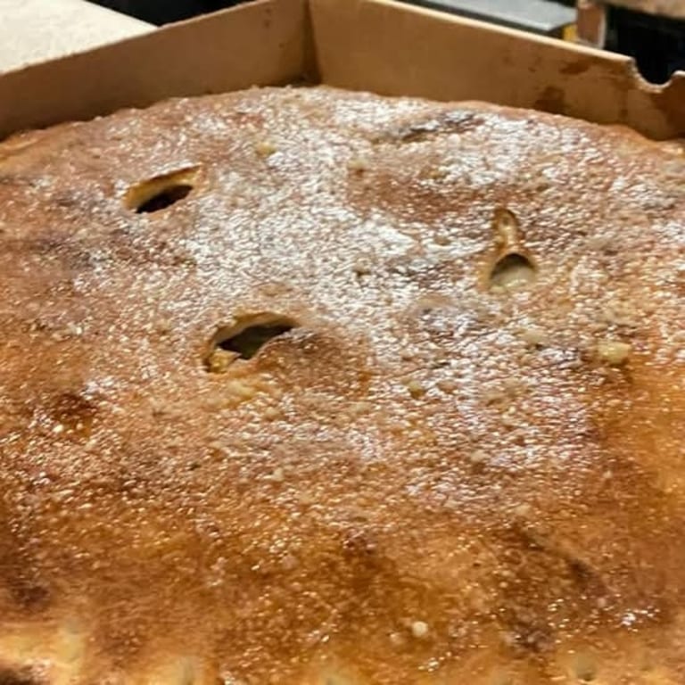 Philly Cheesesteak Pizza Delight